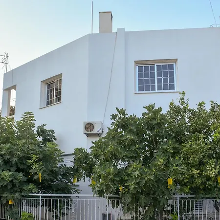 Apartmán The Family House Larnaca