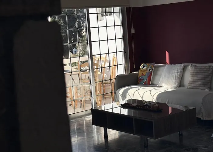 The Family House * Larnaca